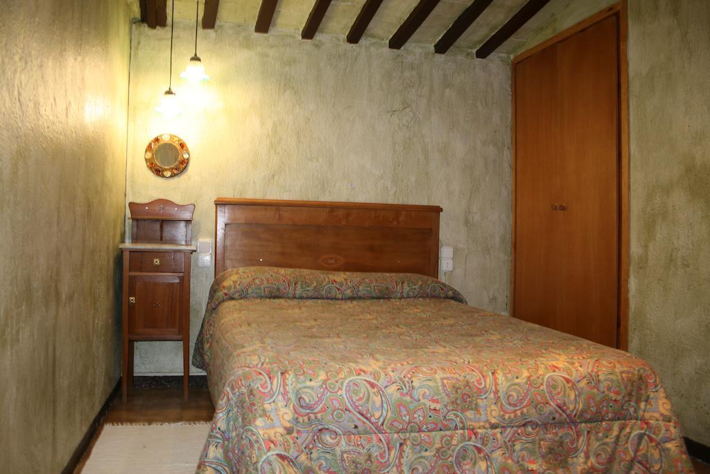 Cal Cisteller Villa Gironella Camera foto